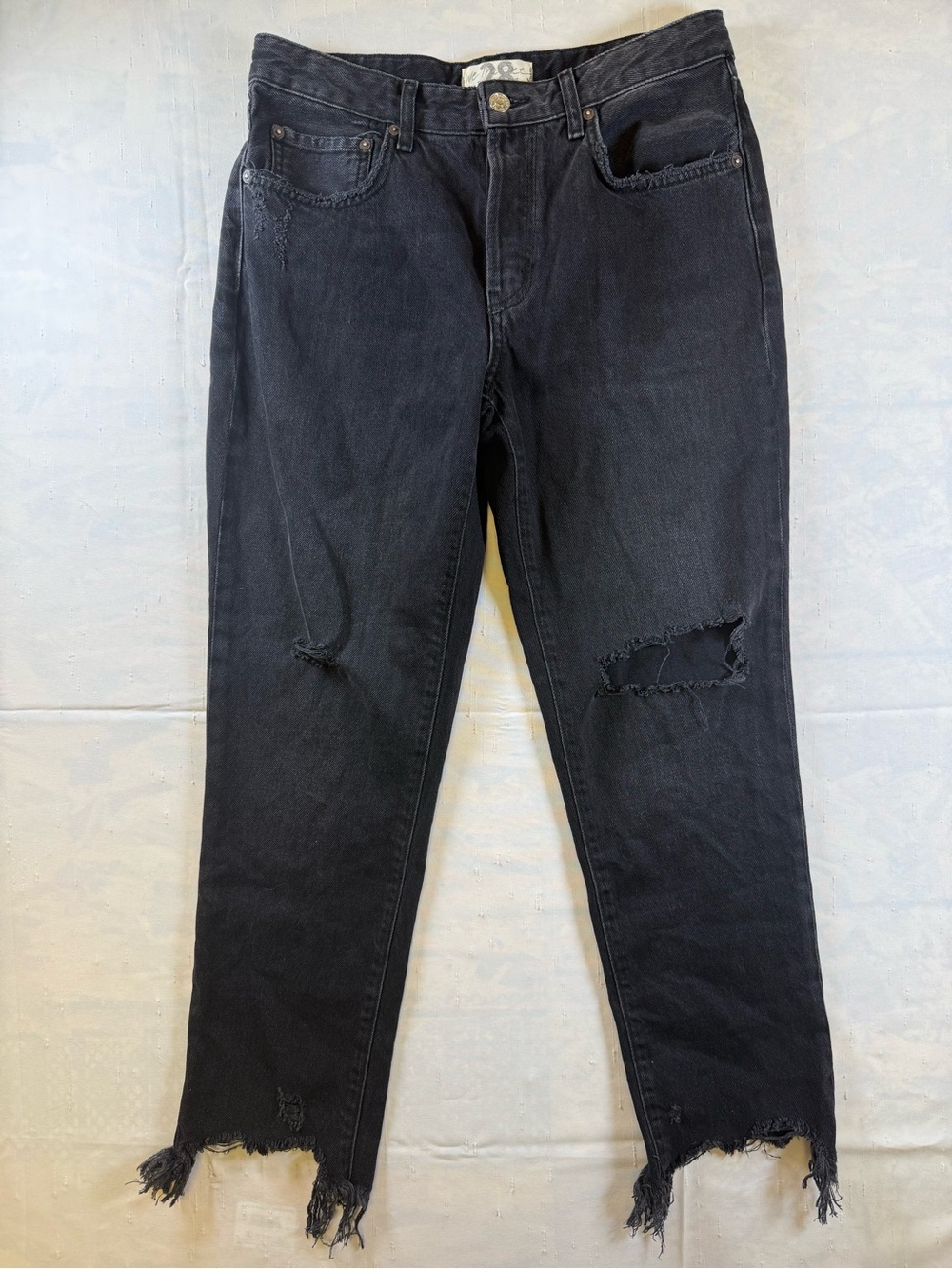 We The Free Black Distressed Boyfriend Jeans with Raw Frayed Hem NWT